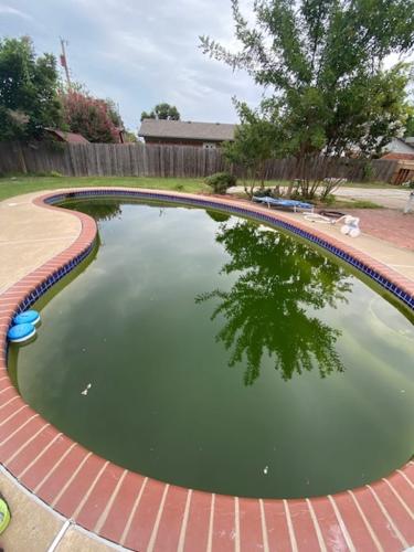 Tulsa-Pool-Maintenance-IMG 2357