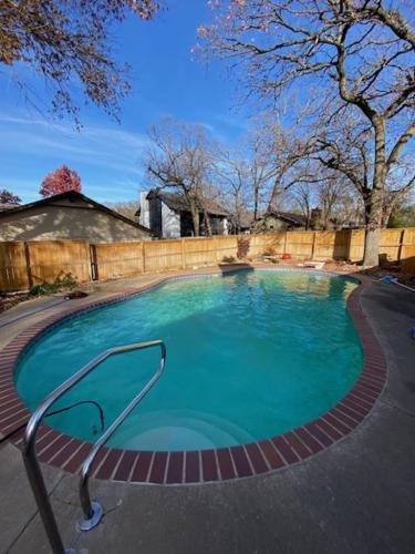 Tulsa-Pool-Maintenance-IMG 3216